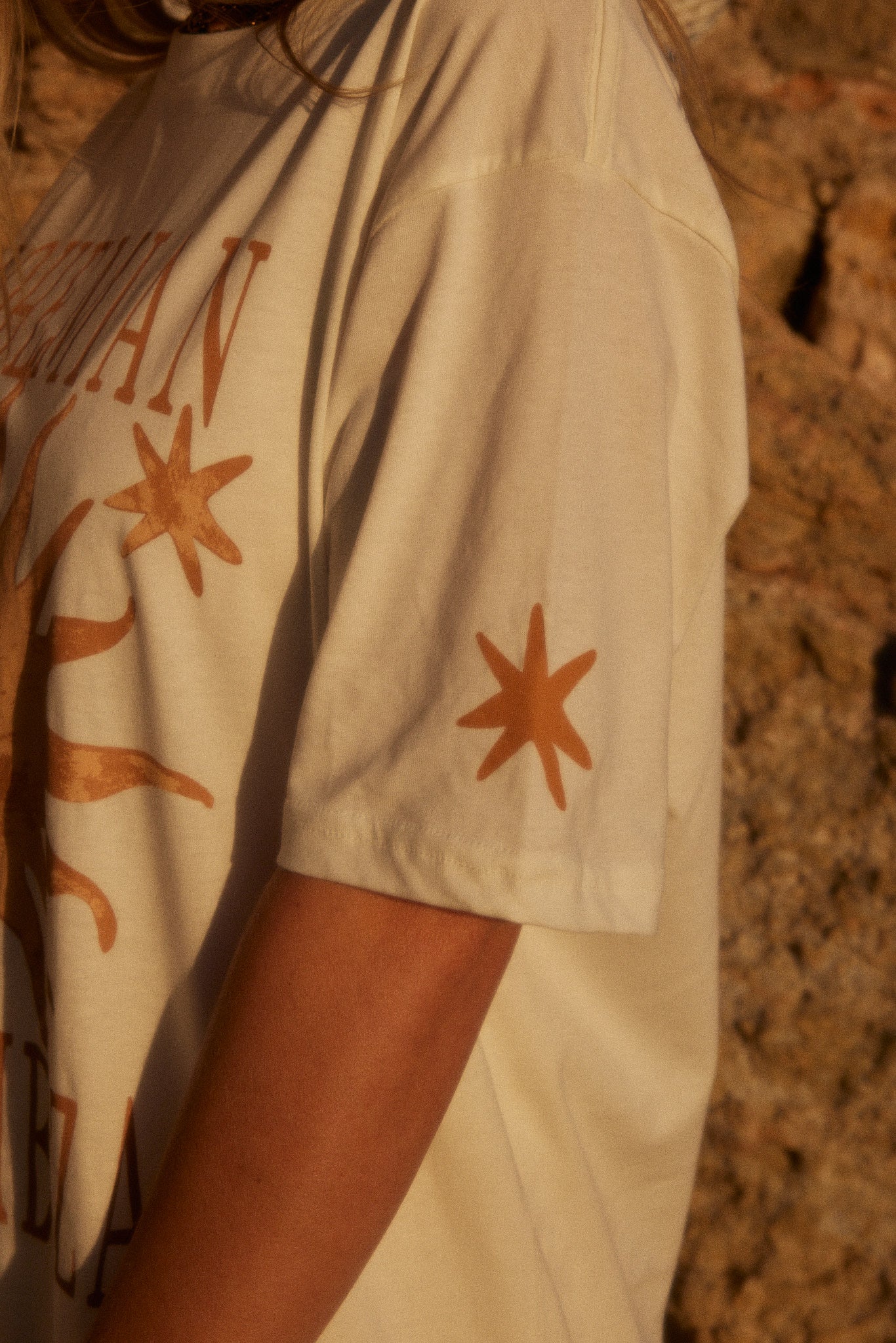 THE SUNSET TOUR TEE CREAM