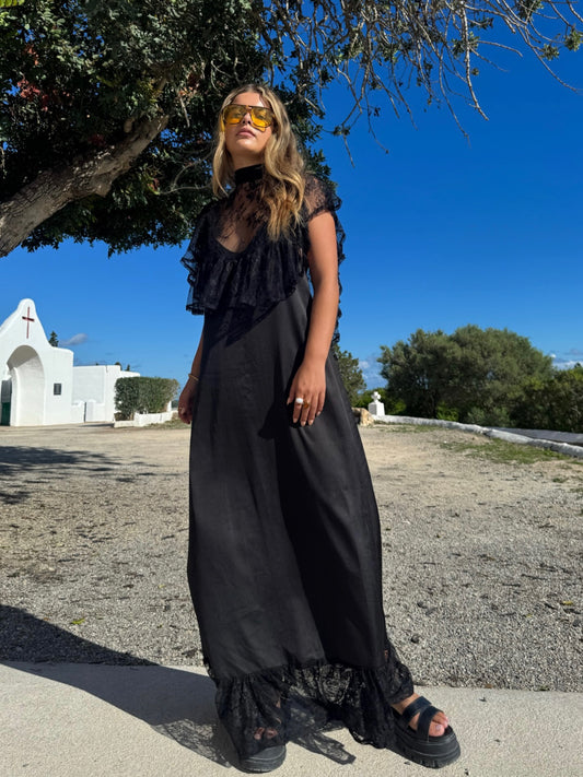 LA SEVILLANA LACE CAPE + SLIP CAMI TOP {BLACK}