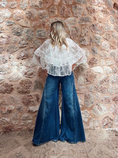 THE SUKI CAPE {WHITE}