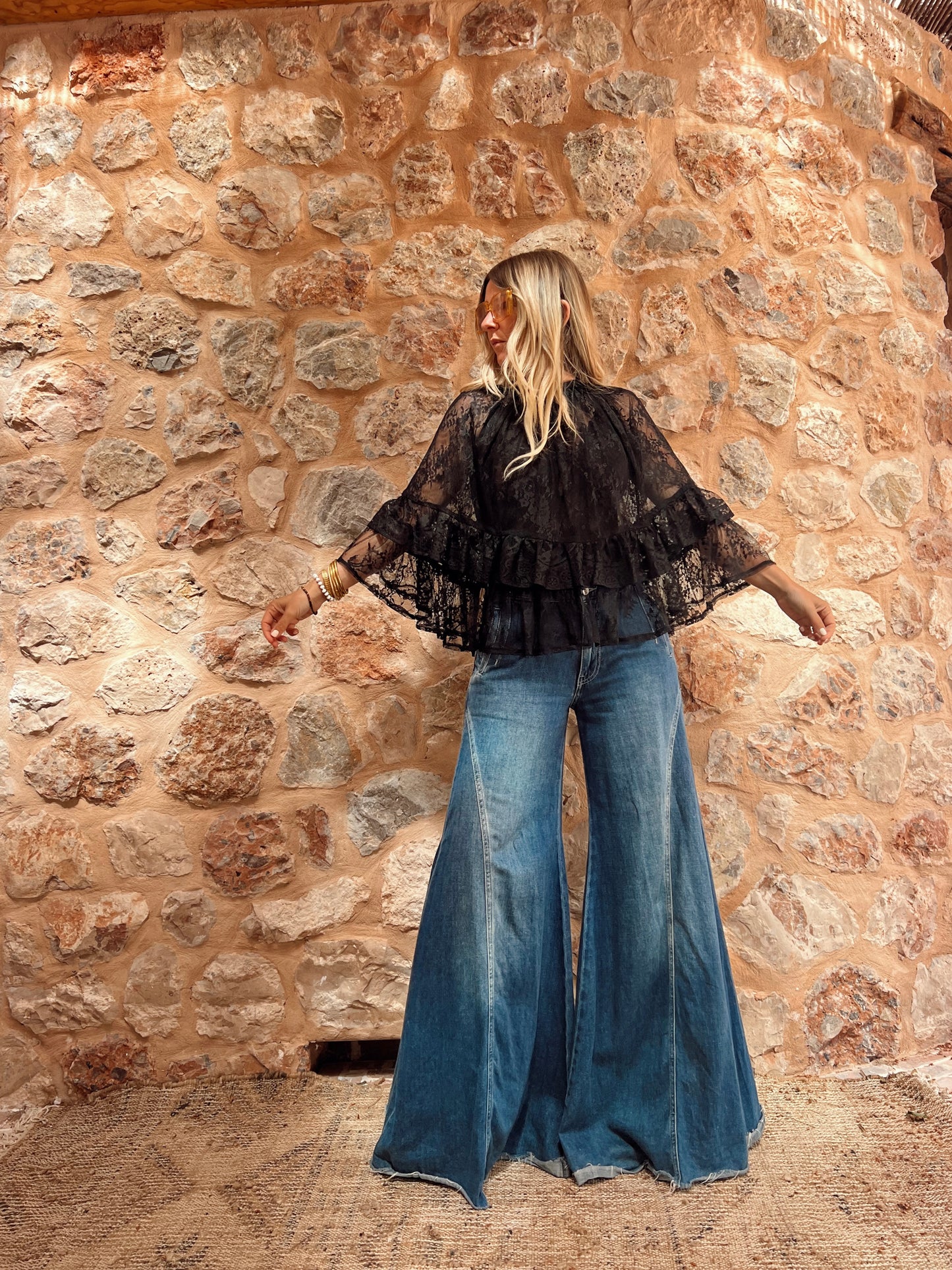 THE SUKI CAPE {BLACK}