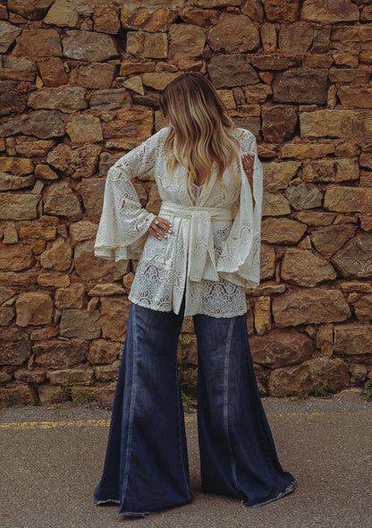 THE PATSY SMOKING JACKET {cream lace}
