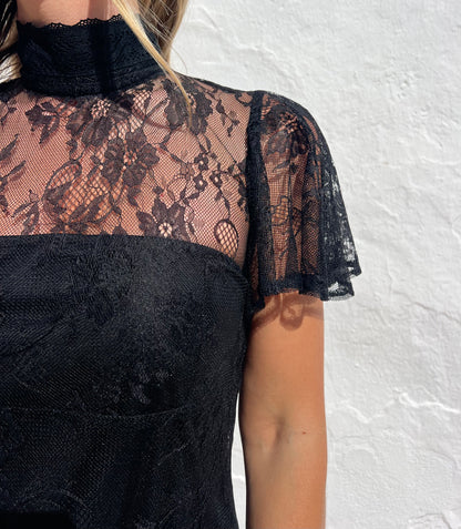 LOVE DRESS CAPPED SLEEVES