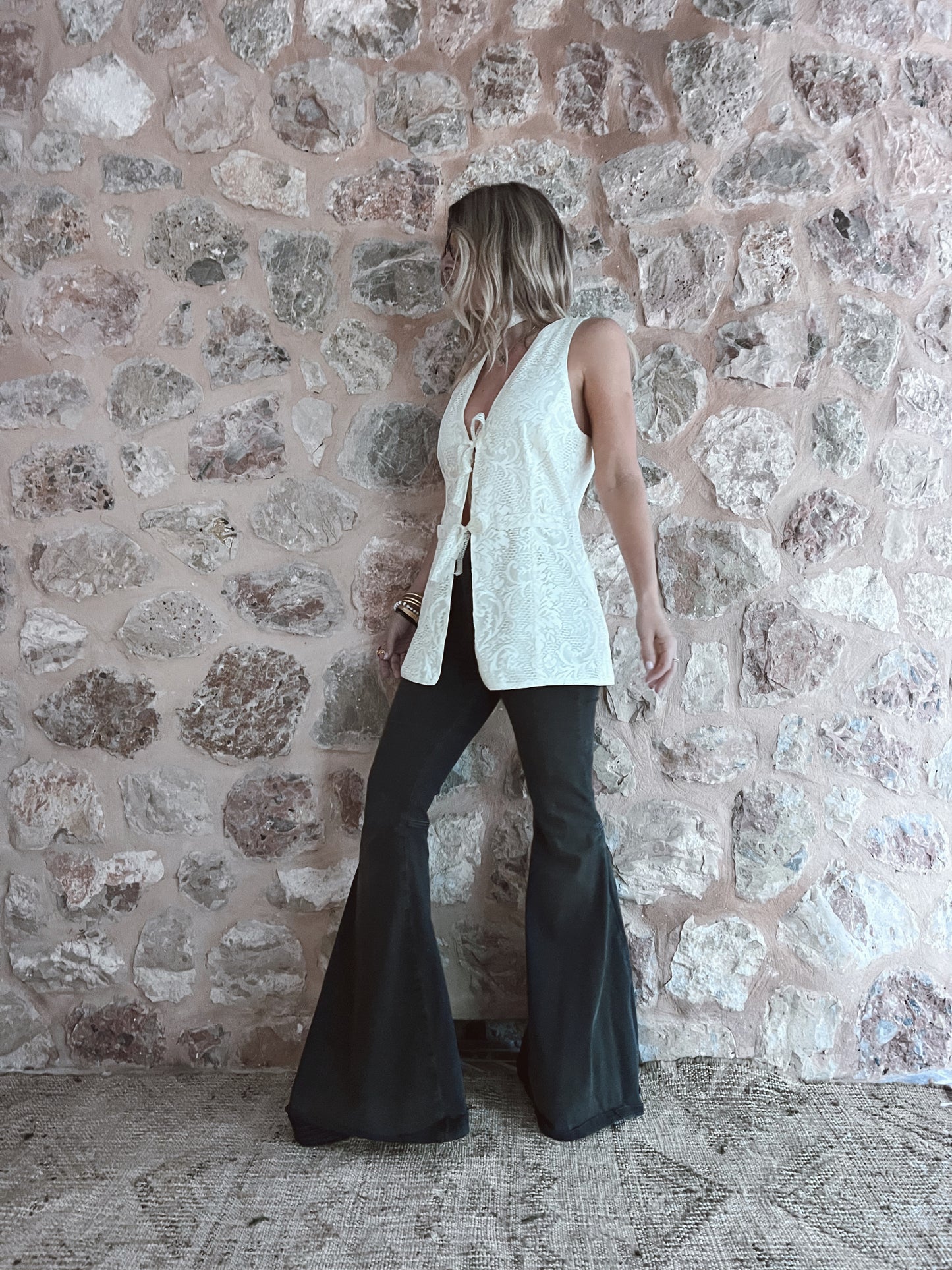 THE STEVIE WAISTCOAT CREAM