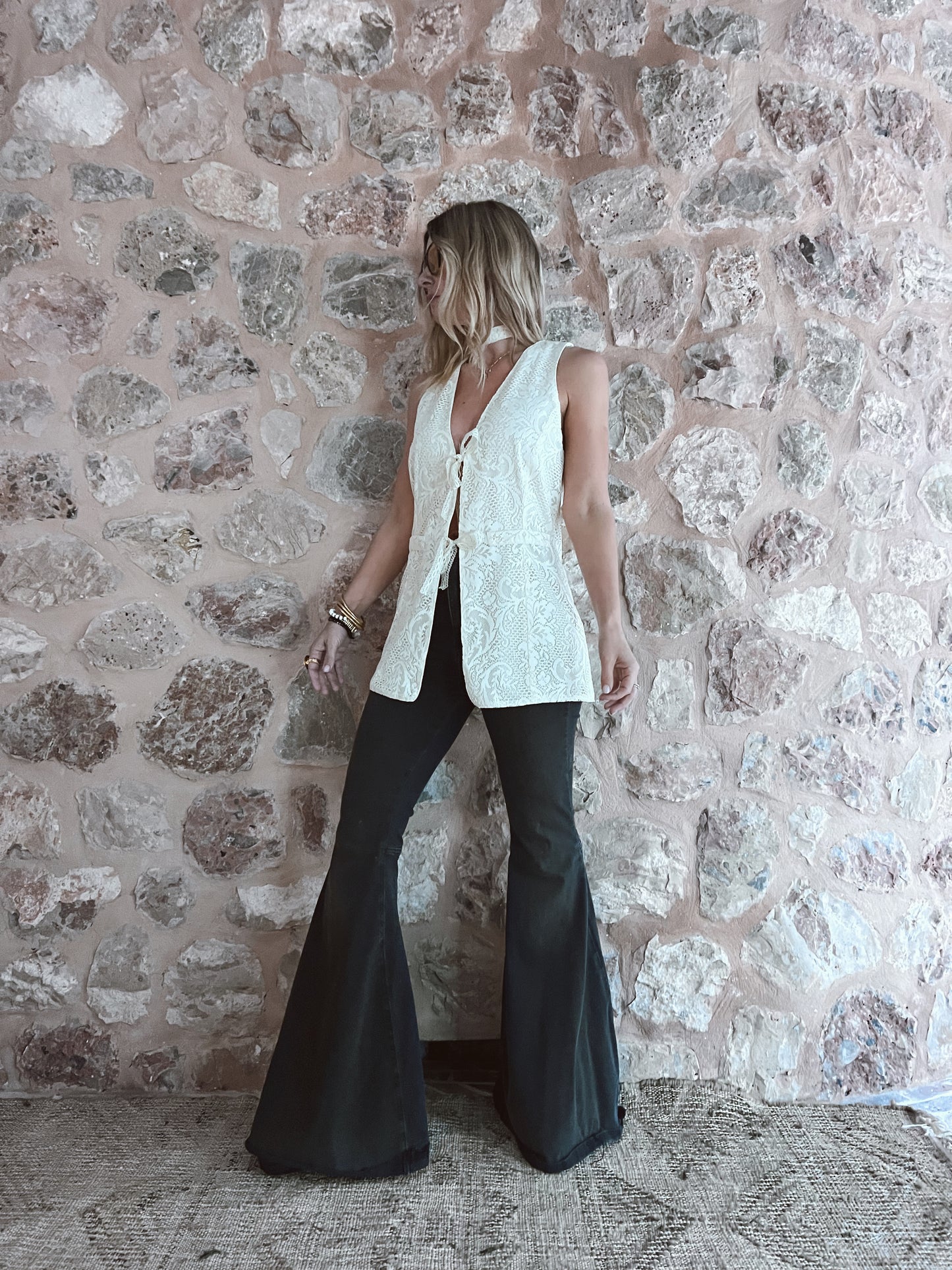 THE STEVIE WAISTCOAT CREAM