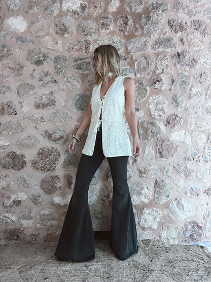 THE STEVIE WAISTCOAT CREAM
