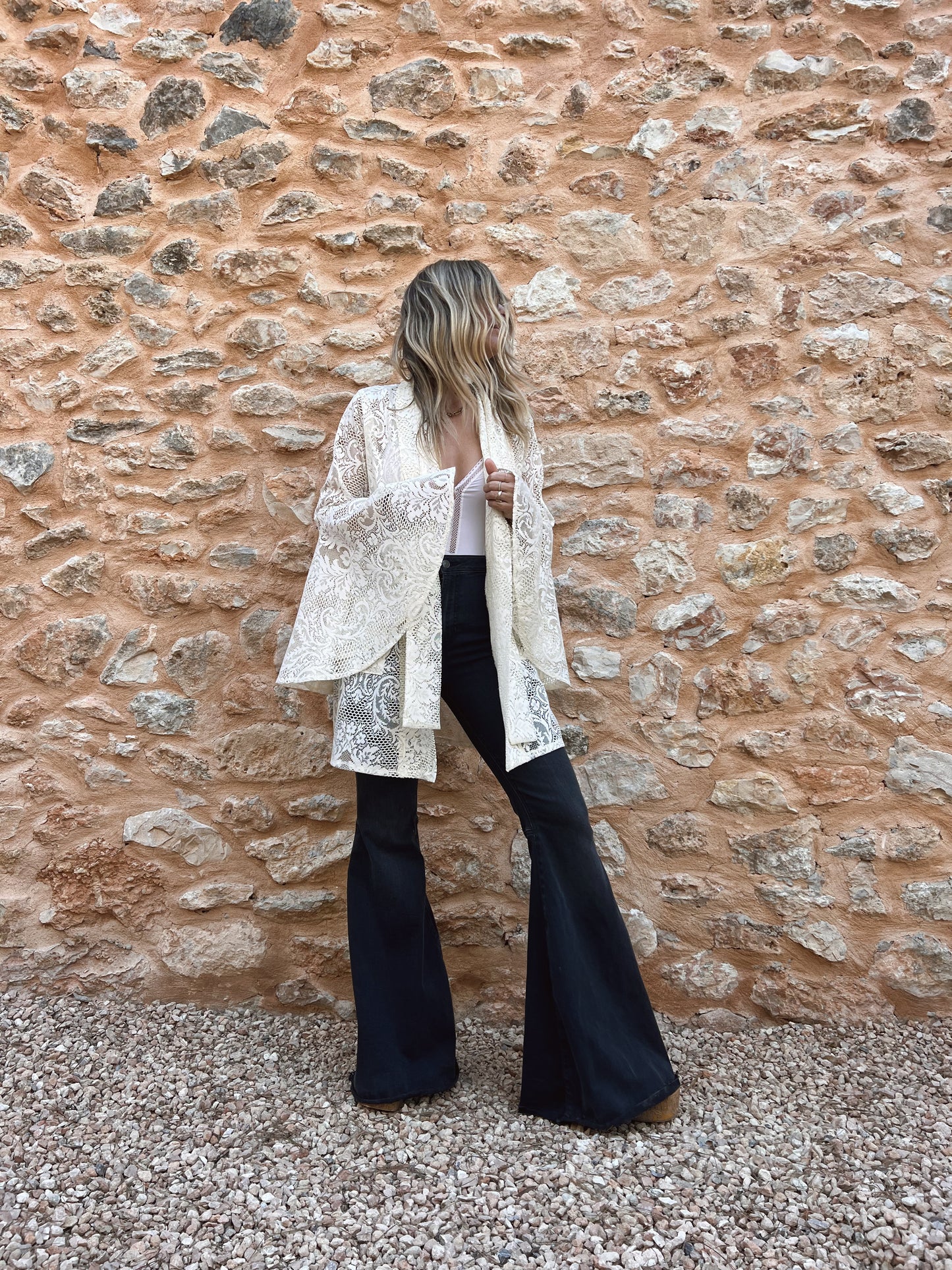THE STEVIE SMOKING JACKET - CREAM