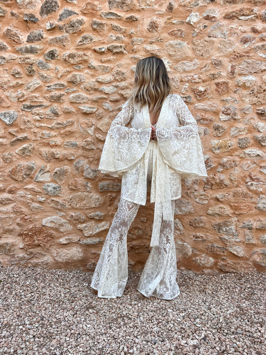 THE STEVIE SMOKING JACKET - CREAM