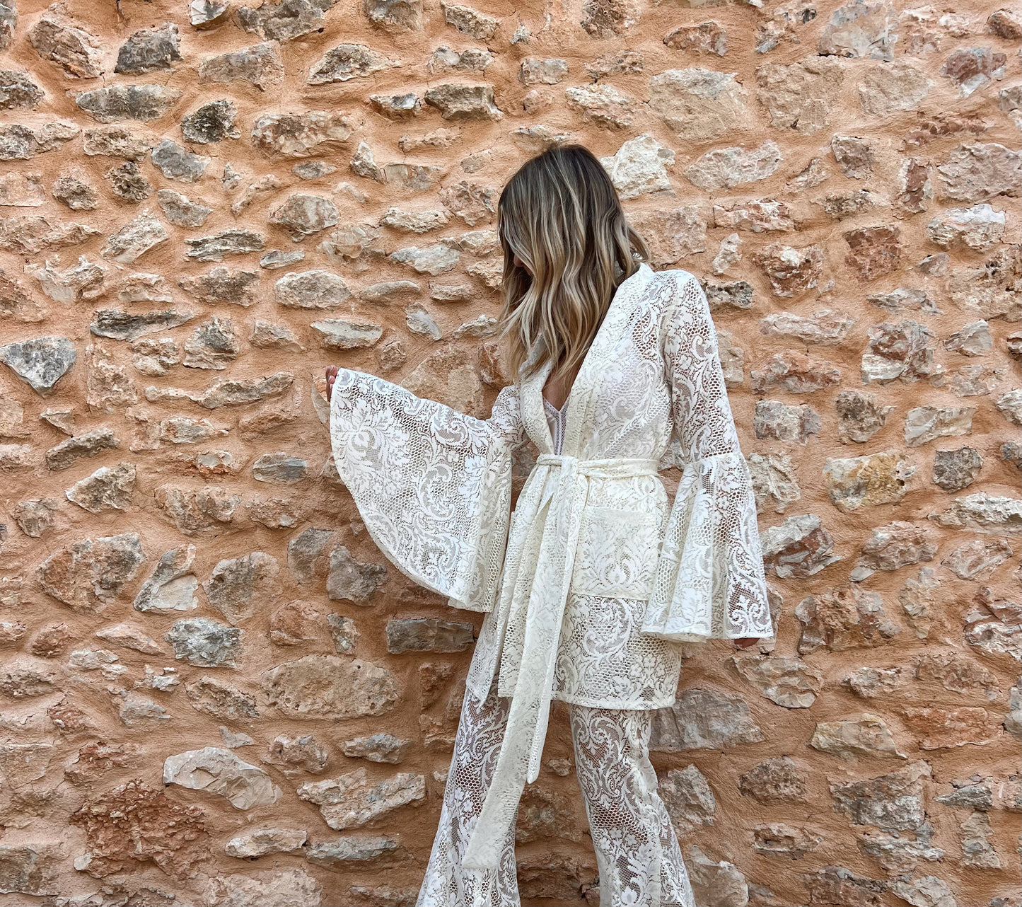 THE STEVIE SMOKING JACKET - CREAM